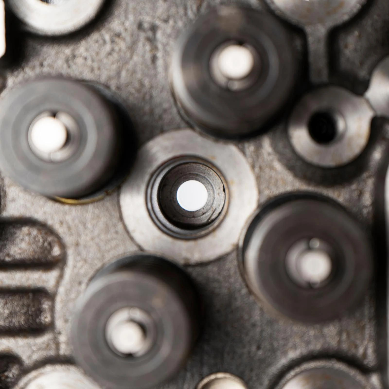 2001-2004 Duramax Cylinder Head (One) Cast Iron (110100111) - Image 7