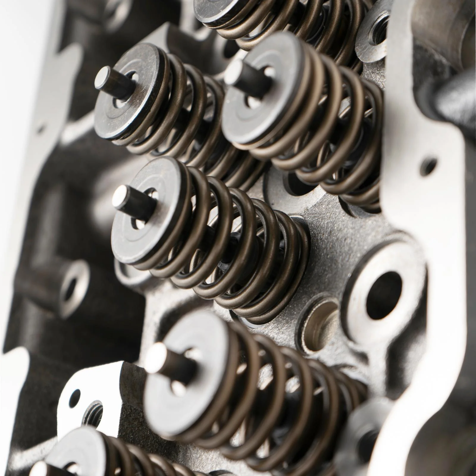 2001-2004 Duramax Cylinder Head (One) Cast Iron (110100111) - Image 9