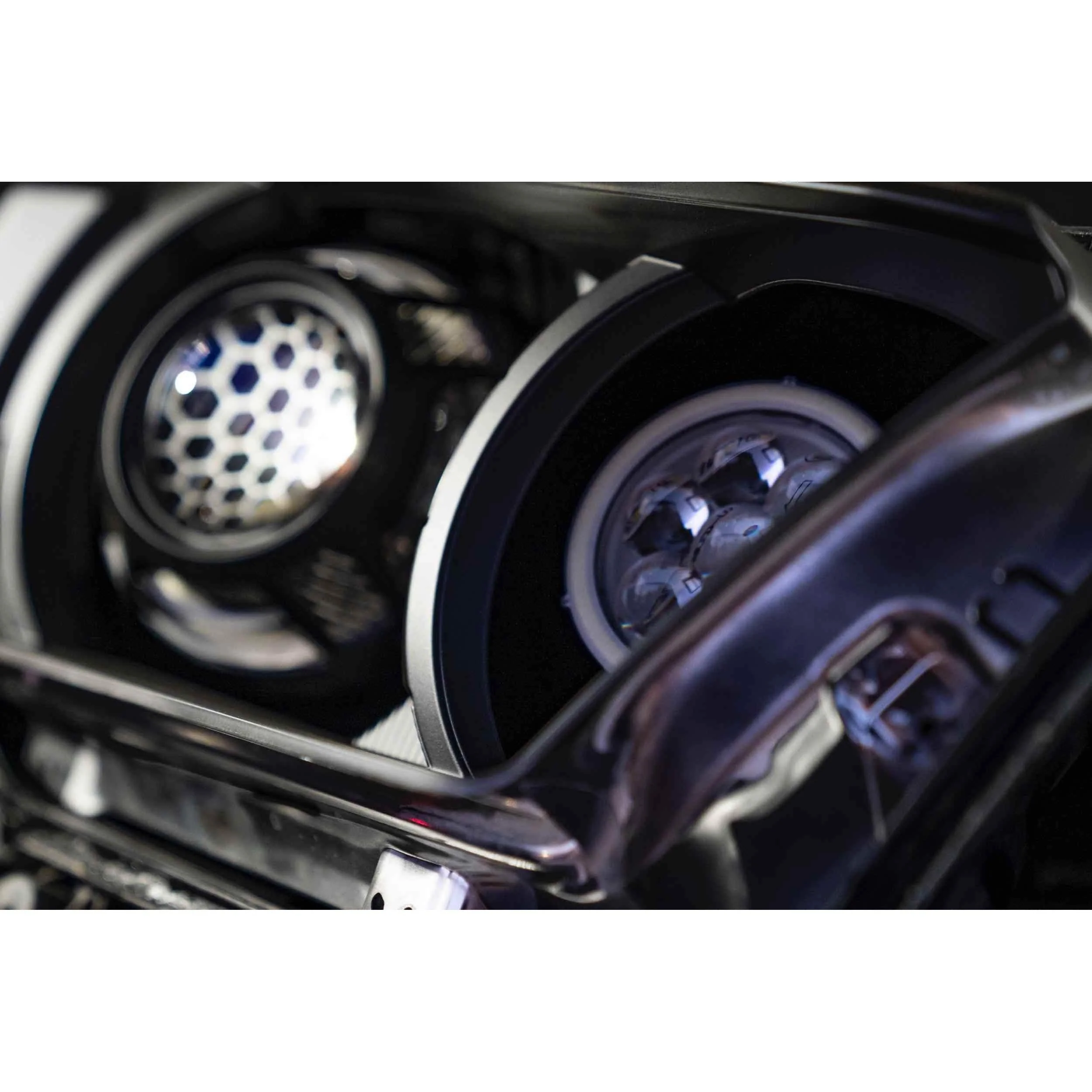 Panamera Black LED Switchback Shroud (S265) - Image 7